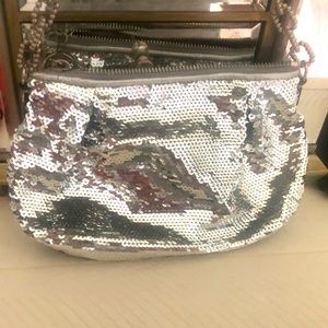 Coach clutch - barely used